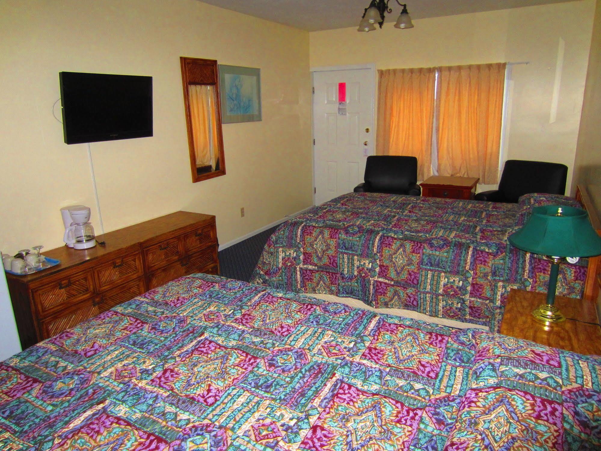 Black Sea Motel Penticton Exteriér fotografie